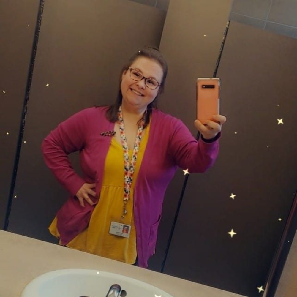 Meet your Posher, Kelly